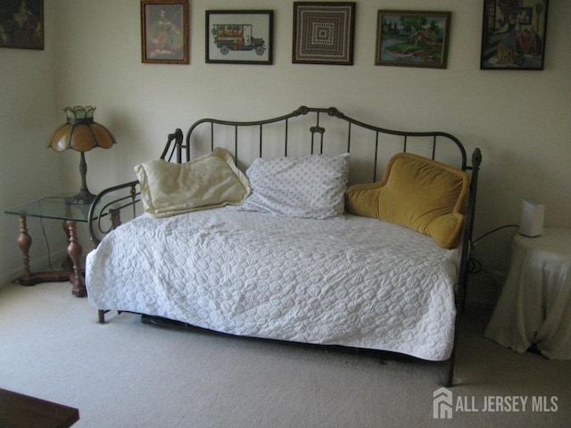 bedroom with carpet