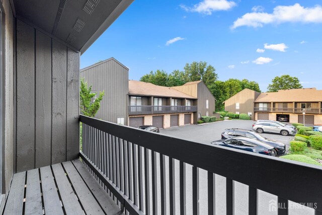 348 Westgate Dr, Edison, NJ 08820 - photo 38