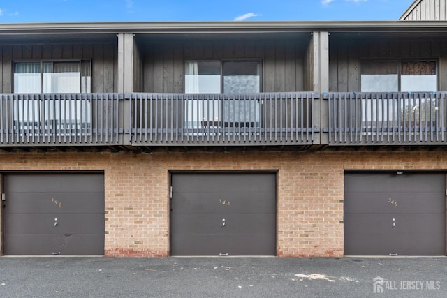 348 Westgate Dr, Edison, NJ 08820 - photo 43