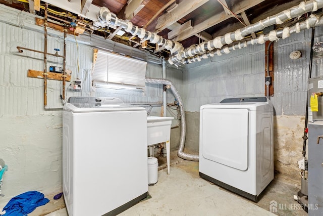 54 5th St, Fords, NJ 08863 - washroom featuring separate washer and dryer