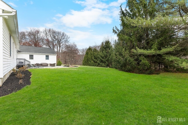 445 Grace Hill Rd, Monroe, NJ 08831 - view of yard with a patio area