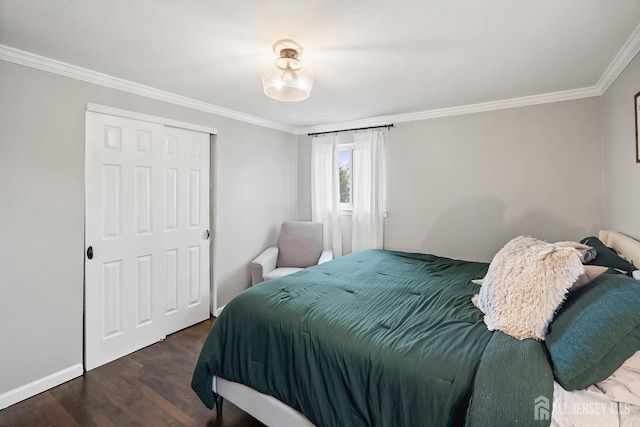 1 York St, Old Bridge, NJ 08857 - bedroom featuring ornamental molding, wood finished floors, a closet, and baseboards