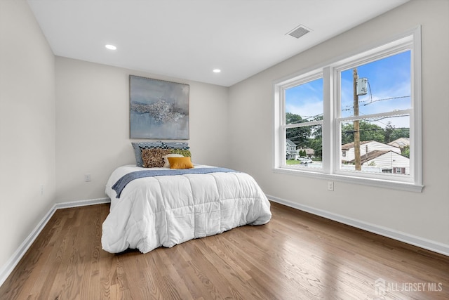 35 Glenville Rd, Edison, NJ 08817 - bedroom featuring wood finished floors and recessed lighting