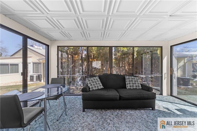 21 Celtis Plz Unit 21B, Monroe, NJ 08831 - sunroom / solarium with an ornate ceiling