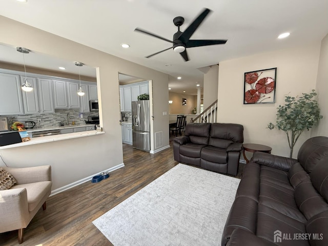 602 Yarrow Cir S, Brunswick, NJ 08810 - photo 3