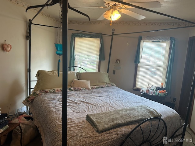 91 Lewis St, Perth Amboy, NJ 08861 - photo 8