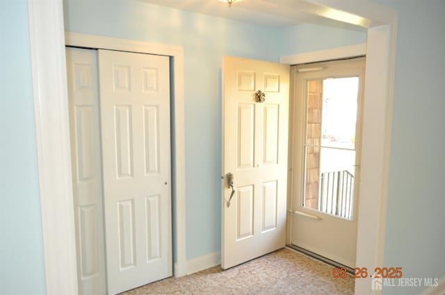 9-B Melborn Dr Unit 9B, Monroe, NJ 08831 - entrance foyer with healthy amount of natural light