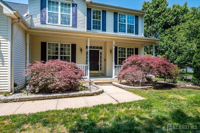 2 Durham Way E, Windsor, NJ 08520 - view of front of property featuring a porch and a front yard