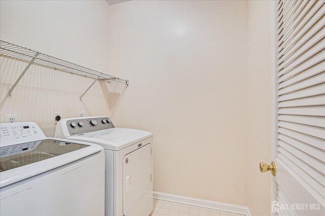 2 Durham Way E, Windsor, NJ 08520 - photo 24