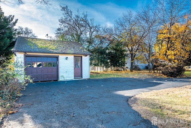 detached garage with driveway