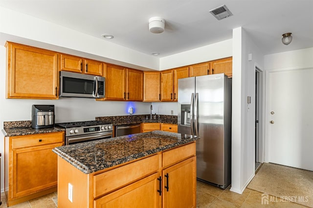 328 Lunar Rd, Piscataway, NJ 08864 - photo 3