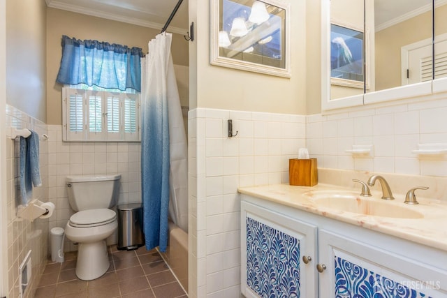 4 Wedgewood Ct, East Brunswick, NJ 08816 - full bathroom featuring tile walls, tile patterned floors, vanity, toilet, and crown molding
