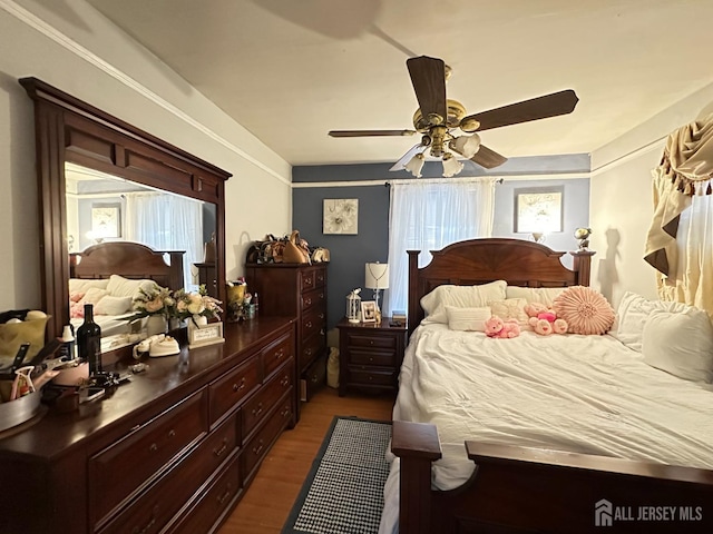 7 Hazelhurst St, New Brunswick, NJ 08901 - bedroom featuring dark wood-type flooring and a ceiling fan