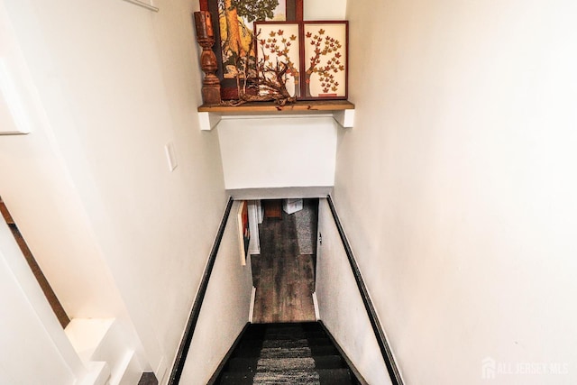 23 Elm Ave, Metuchen, NJ 08840 - view of stairway