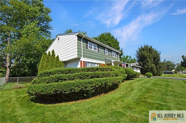 20 Rath Ln, East Brunswick, NJ 08816 - view of home's exterior