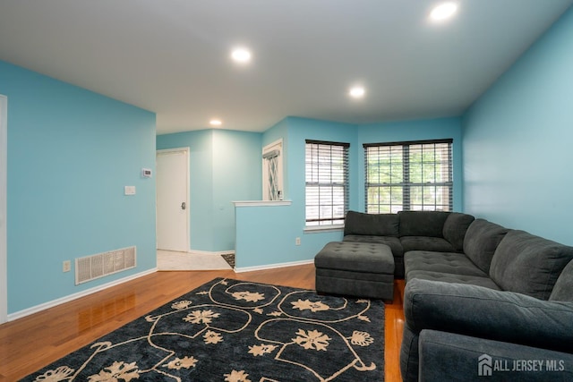 141 Briarwood Dr, North Brunswick, NJ 08902 - photo 4