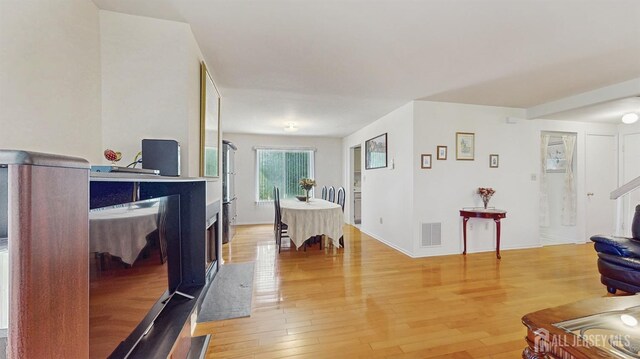 2005 Amanda Ct, Piscataway, NJ 08854 - photo 4