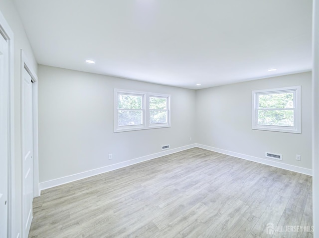44 Sullivan Way E, Brunswick, NJ 08816 - unfurnished bedroom featuring light wood-type flooring, baseboards, and recessed lighting