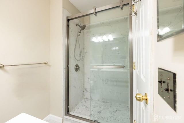 72 Morgan Pl E, Brunswick, NJ 08816 - bathroom with a stall shower