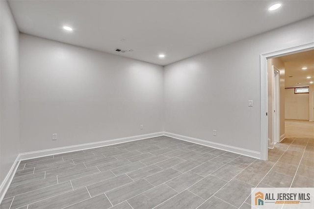 4 Hemlock Dr, Edison, NJ 08820 - spare room featuring recessed lighting and baseboards
