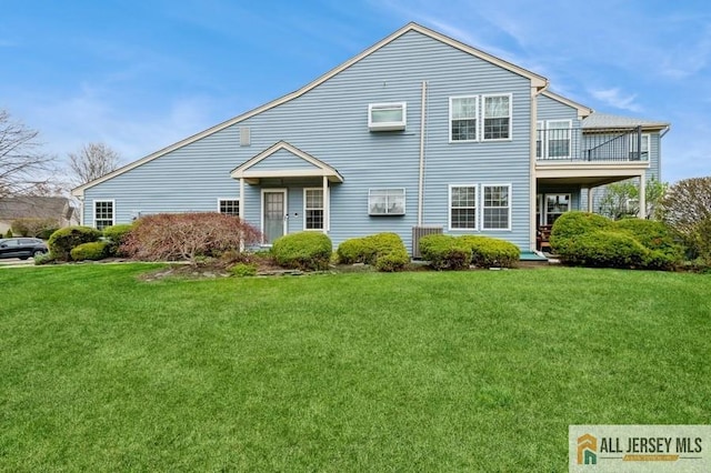 15 Dolley Madison Dr Unit 15C, Monroe, NJ 08831 - traditional-style house with a front lawn