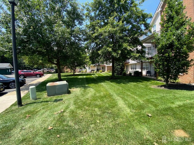 420 Plymouth Rd, North Brunswick, NJ 08902 - photo 18