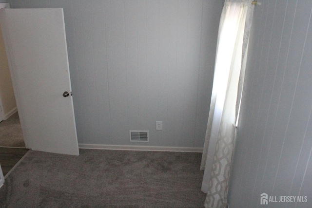 2 Haven Ter, Sayreville, NJ 08859 - carpeted empty room with baseboards