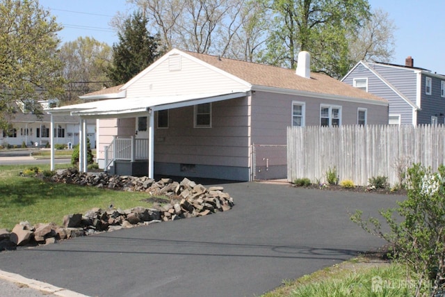 2 Haven Ter, Sayreville, NJ 08859 - garage featuring driveway