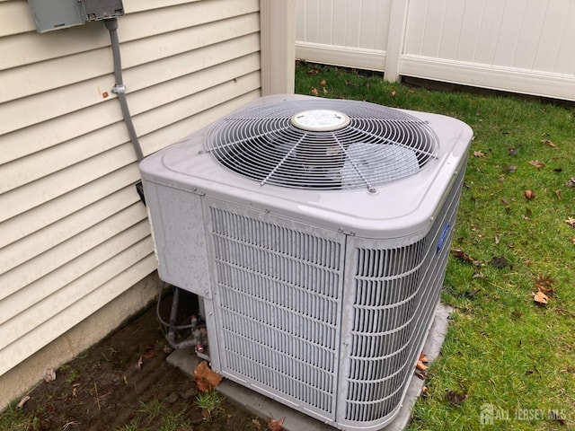191 Wycoff Way W, East Brunswick, NJ 08816 - details with central air condition unit