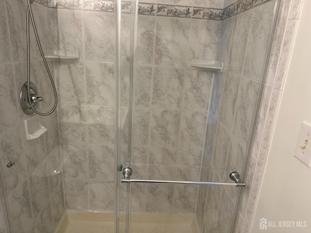 11 Wilkens Dr, Piscataway, NJ 08854 - photo 8