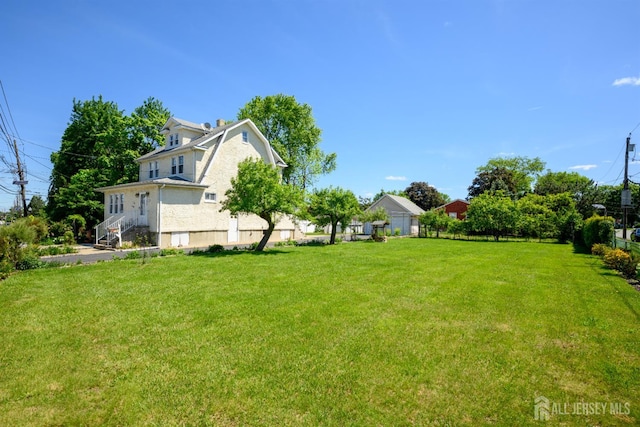 1909 Hamilton Blvd, South Plainfield, NJ 07080 - view of grassy yard