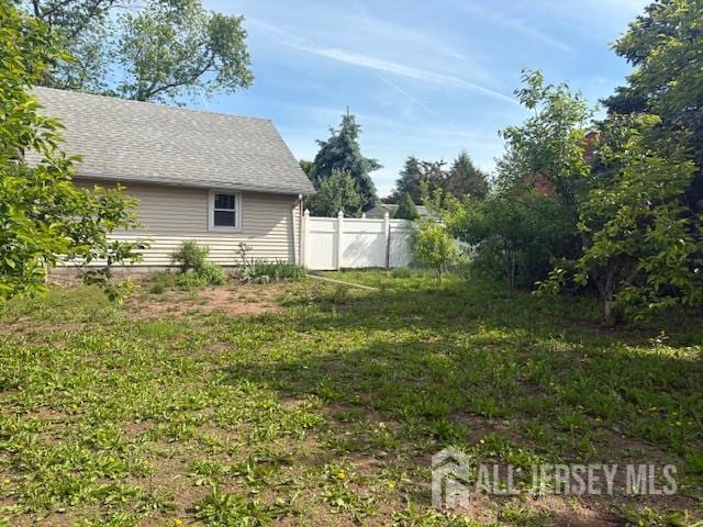 1909 Hamilton Blvd, South Plainfield, NJ 07080 - view of yard