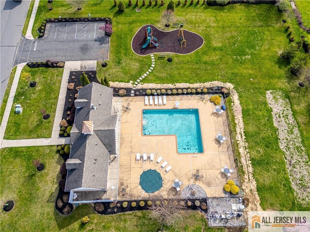 4 Van Gogh Ct, South Brunswick, NJ 08852 - aerial view of a pool