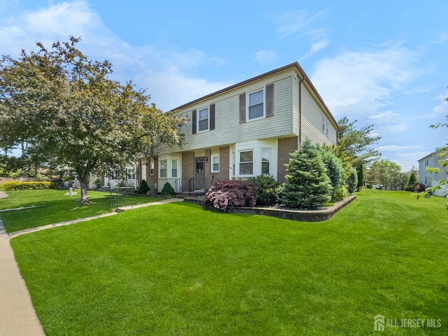 8 Fern Ct, Sayreville, NJ 08872 - photo 2