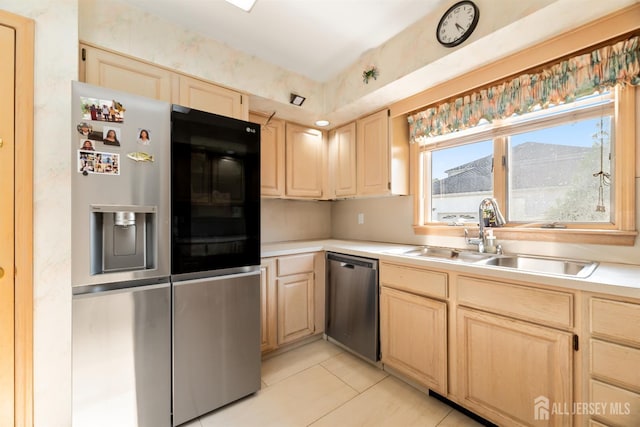 6 Allison Ct, Edison, NJ 08820 - kitchen featuring stainless steel appliances, a sink, and light brown cabinets