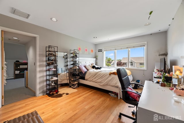 6 Allison Ct, Edison, NJ 08820 - bedroom featuring light wood finished floors, baseboard heating, recessed lighting, and a desk