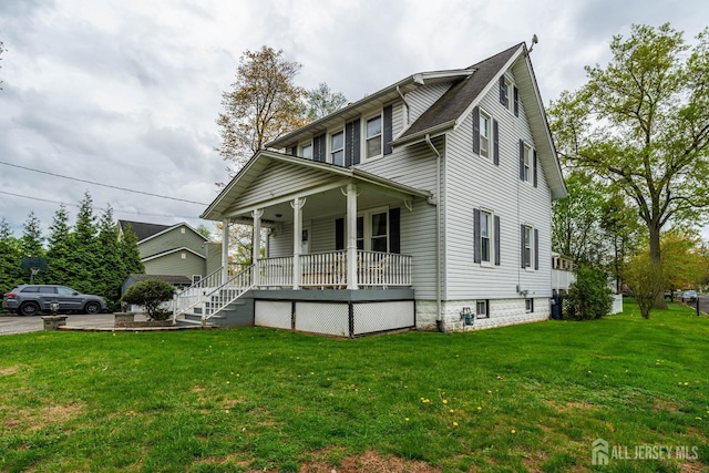 1402 Glenwood Dr, Piscataway, NJ 08854 - view of front facade featuring a porch, a front yard, and roof with shingles