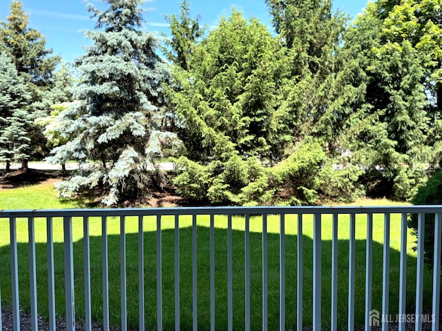 2109 Conrad Way, Franklin, NJ 08873 - view of green lawn