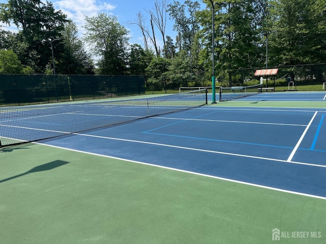 2109 Conrad Way, Franklin, NJ 08873 - view of tennis court with community basketball court