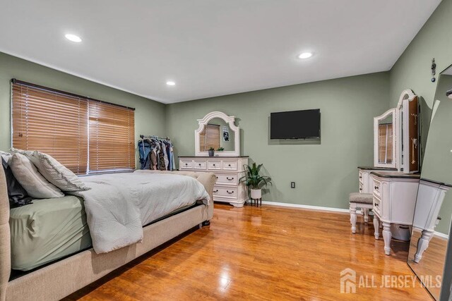 6 Muravski Ct, South River, NJ 08882 - bedroom featuring recessed lighting and light wood finished floors