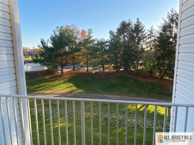 224 Waterford Dr, Edison, NJ 08817 - photo 19
