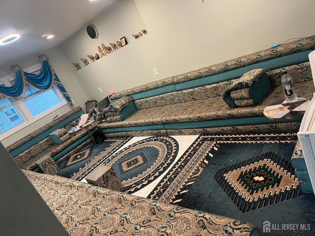 34 Sims Rd, Edison, NJ 08817 - detailed view of recessed lighting