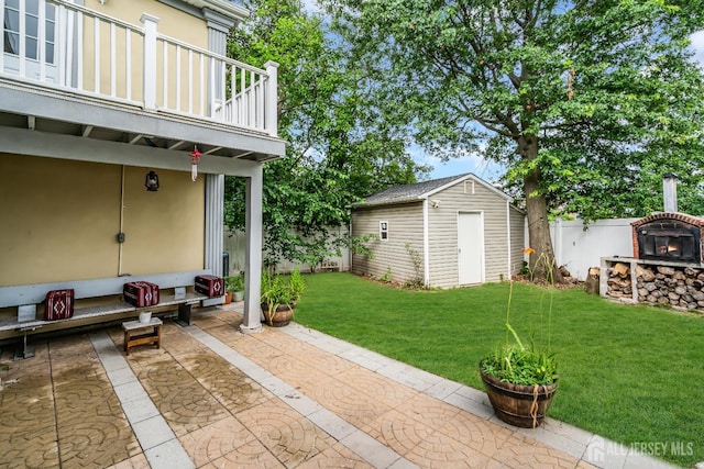 34 Sims Rd, Edison, NJ 08817 - patio / terrace featuring a patio and a storage shed