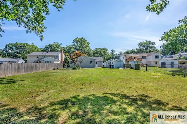 706 Wood Ave, North Brunswick, NJ 08902 - view of yard with a residential view