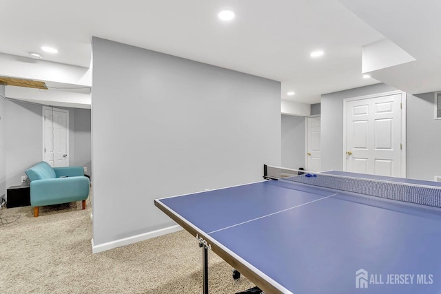 game room with carpet flooring