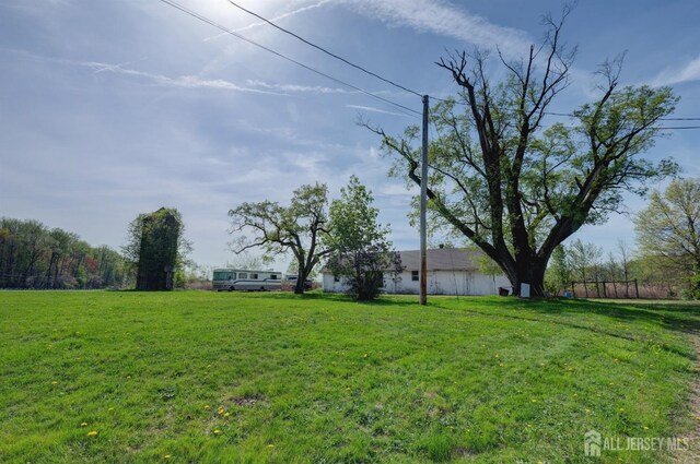 12 Brick Yard Rd, Cranbury, NJ 08512 - view of grassy yard