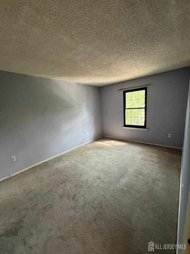 285 Hampshire Ct, Piscataway, NJ 08854 - photo 11