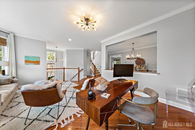 19 S Shore Dr, South Amboy, NJ 08879 - living area featuring a chandelier, crown molding, wood finished floors, baseboards, and recessed lighting