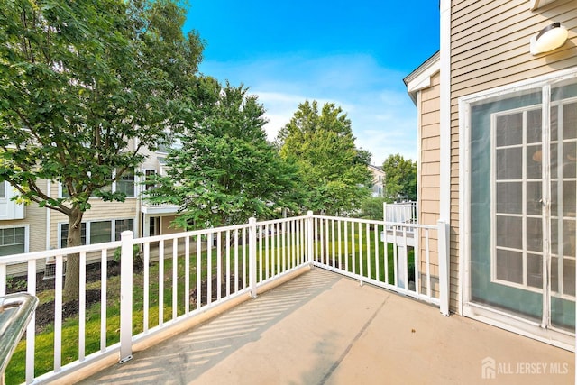 19 S Shore Dr, South Amboy, NJ 08879 - view of balcony