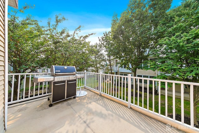 19 S Shore Dr, South Amboy, NJ 08879 - view of patio with a balcony